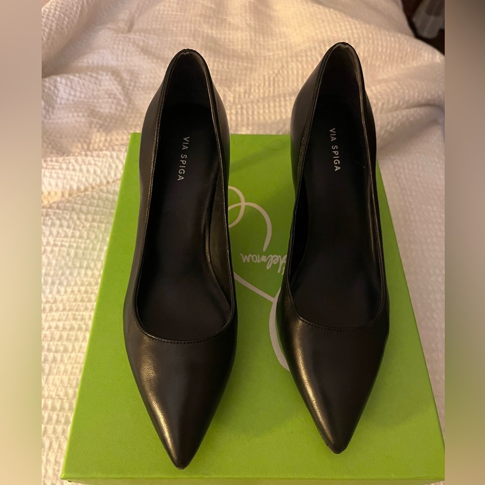 Via Spiga Black Pointed Toe Heels